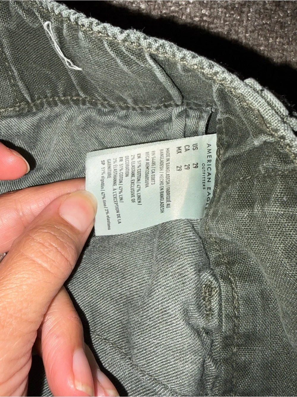 American Eagle Men’s Linen Blend Olive green shorts size 29.